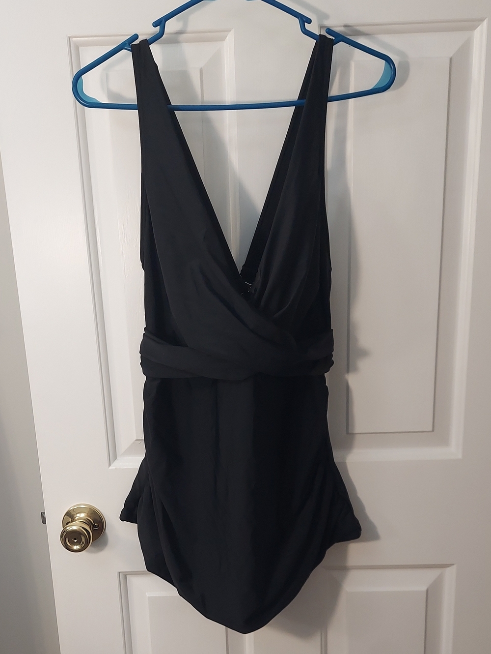 Hilor Brand Womans Tankini Swimsuit Top Black Size XXL